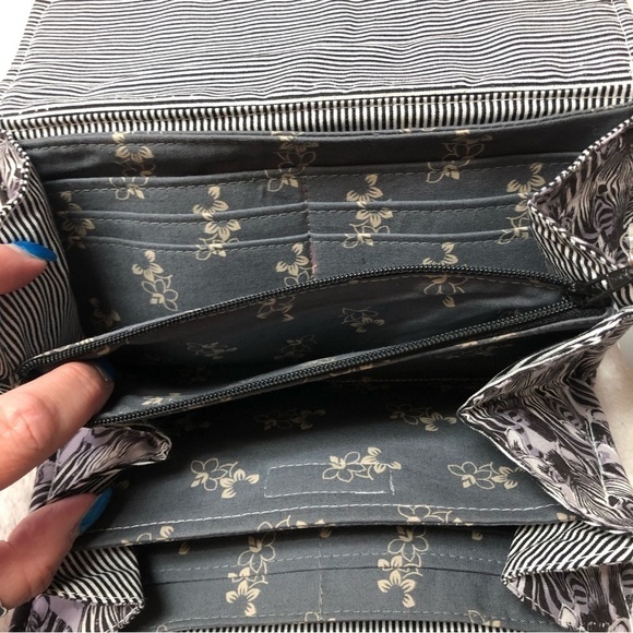 NWT Lovin' Each Stitch Zebra Cloth Wallet - Picture 5 of 6